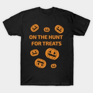 Halloween Trick Or Treating 'On The Hunt For Treats' T-Shirt